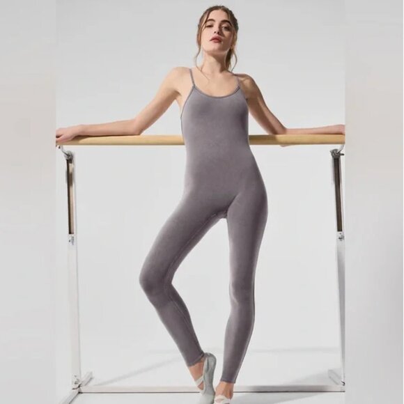 ALO Yoga Airbrush One And Done Onesie - Picture 1 of 7